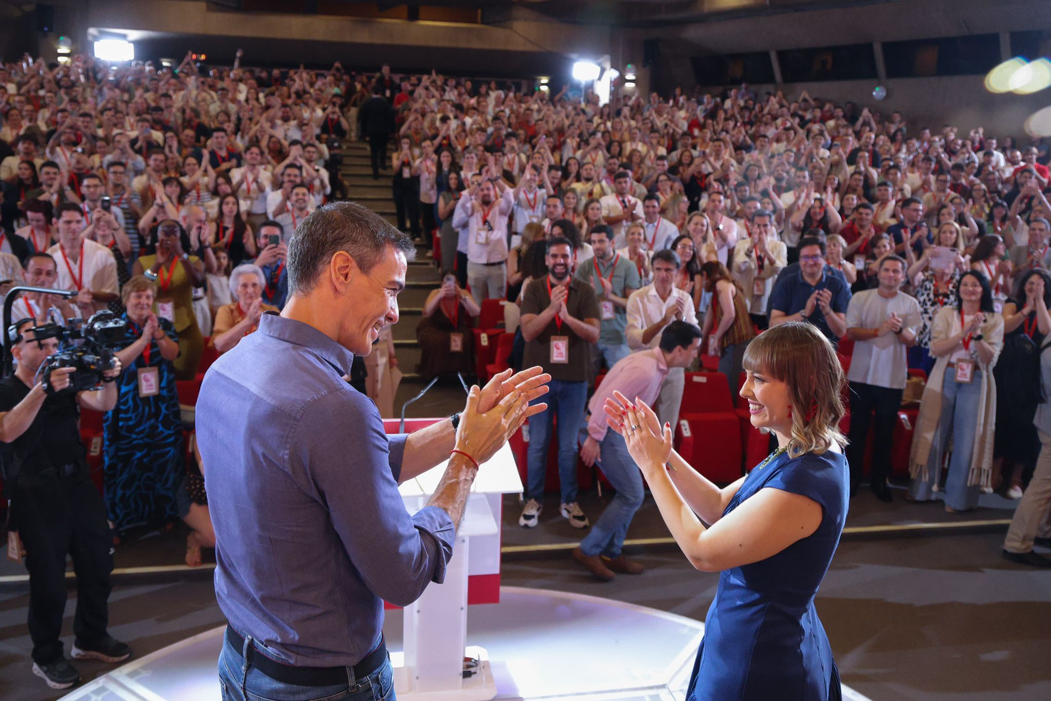 Juventudes Socialistas aprueba reducir la edad de voto a los 16 años